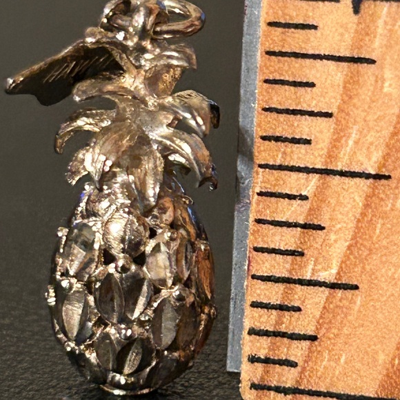Vintage Crea Sterling Silver Gold Vermeil Pineapple Charm Pendant 925 - Picture 8 of 8